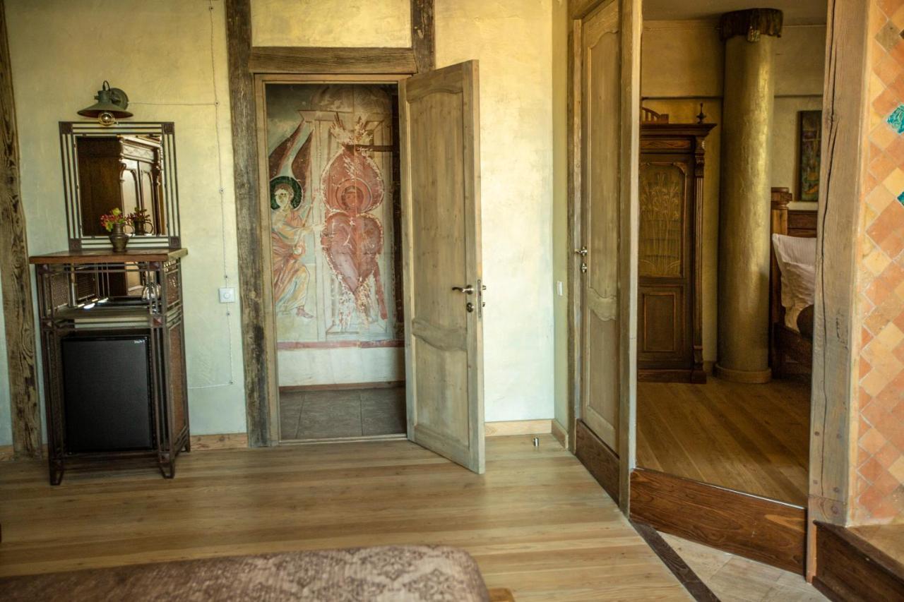 Artists Residence In Tbilisi Ngoại thất bức ảnh