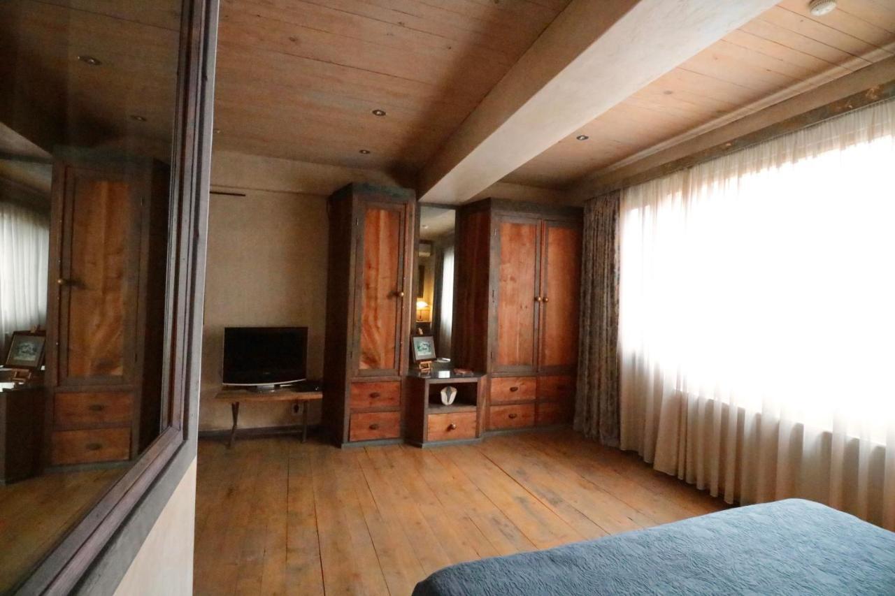 Artists Residence In Tbilisi Ngoại thất bức ảnh