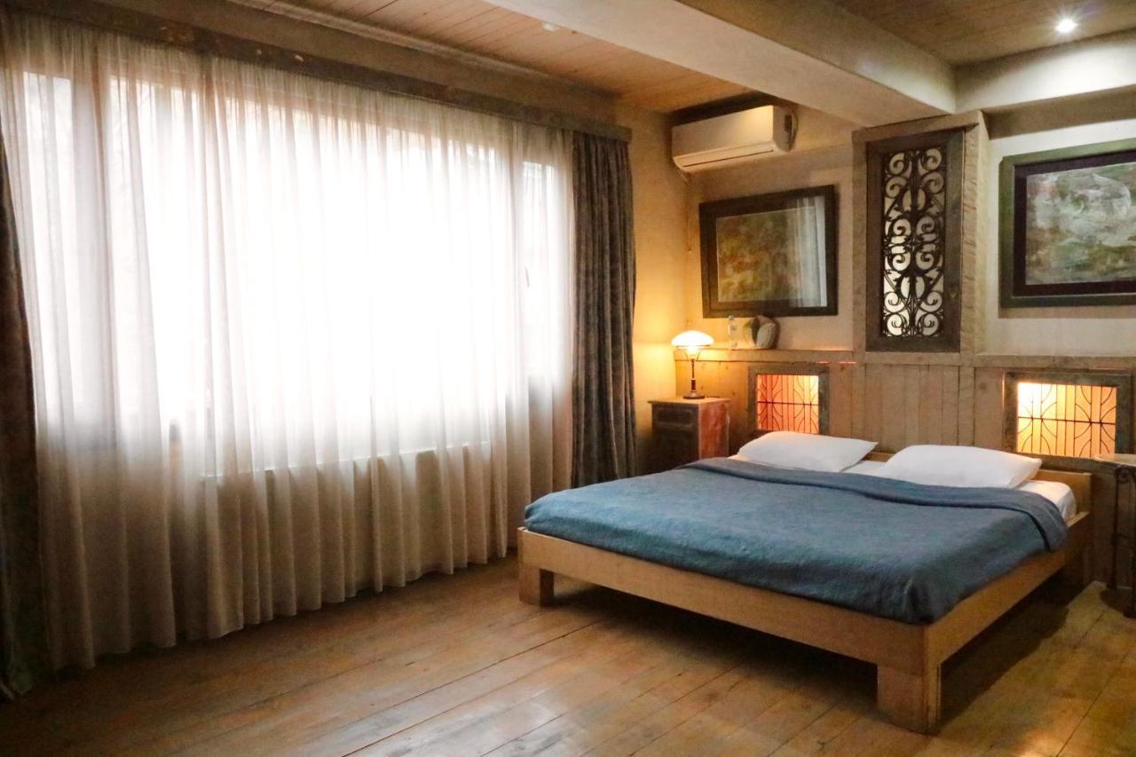 Artists Residence In Tbilisi Ngoại thất bức ảnh