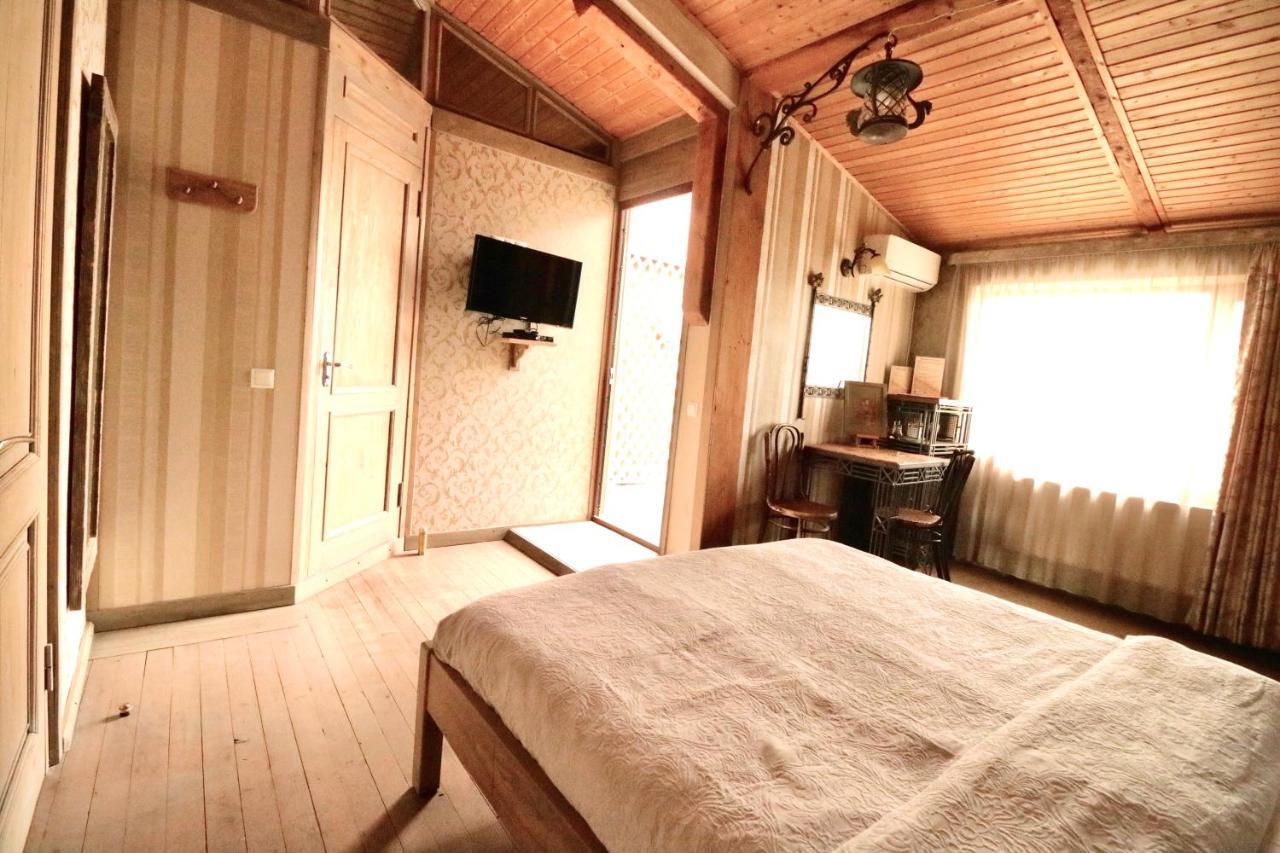 Artists Residence In Tbilisi Ngoại thất bức ảnh